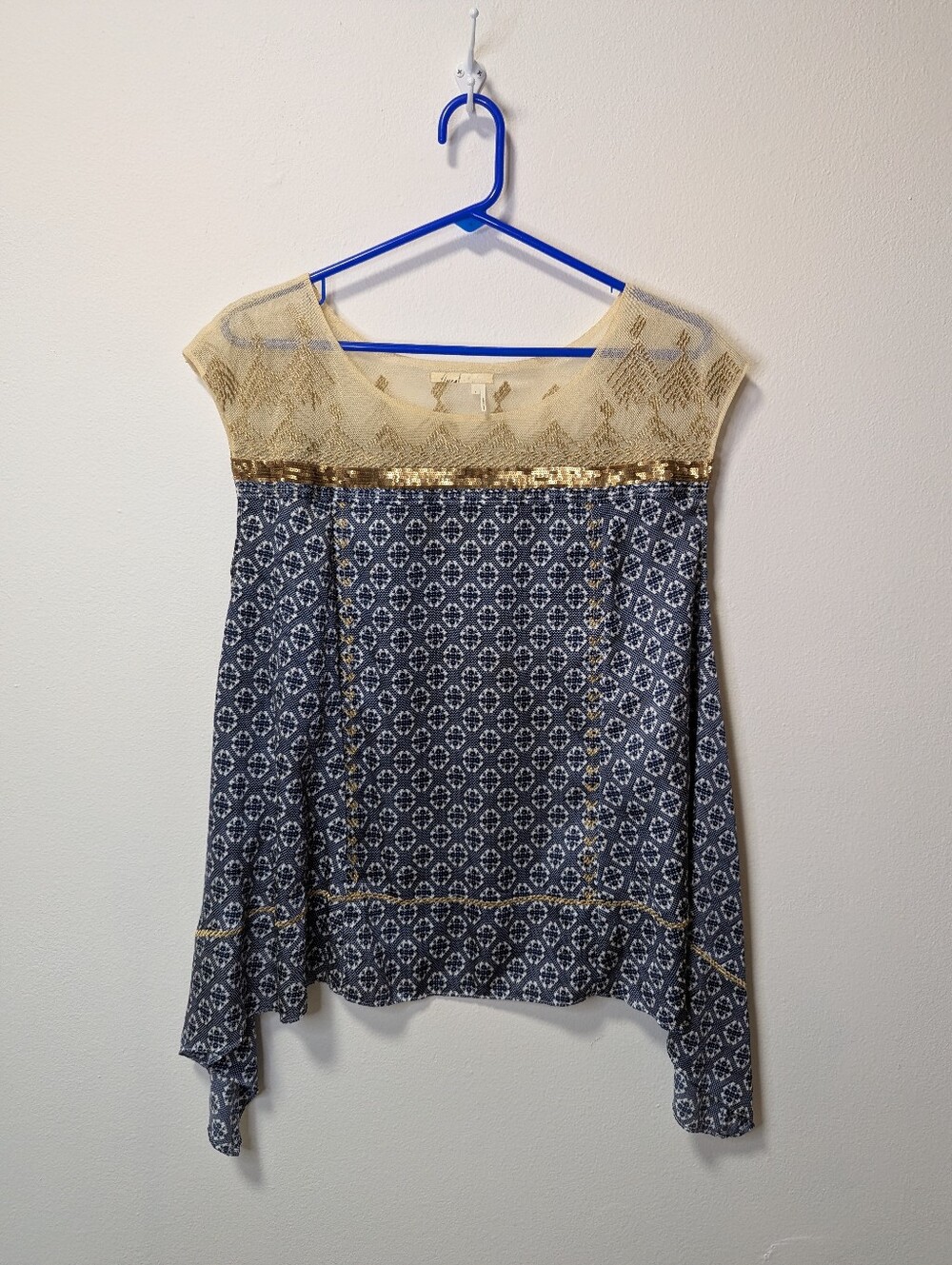 Floreat by Anthropology Blue Printed Tunic with Cream Lace Yoke and Gold Trim